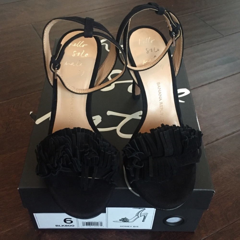 COPY - Banana Republic Honey Bis Fringe Sandal Heels - Picture 2 of 4